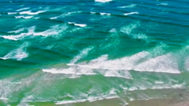 LA BOCANA BCS MEXICO-2022: Ocean Waves Rolling Toward the Beach