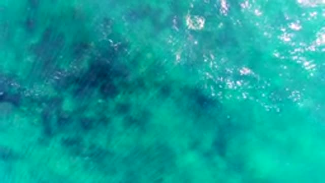 LA BOCANA BCS MEXICO-2022: Clear Turquoise Ocean Water with Sunlight Reflections