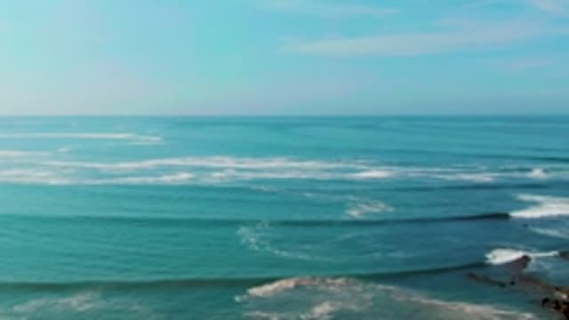 LA BOCANA BCS MEXICO-2022: Waves Rolling Toward Rocky Shoreline