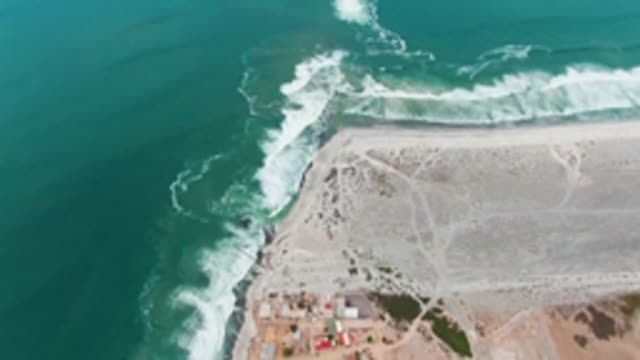 PUENTA ABREOJOS BCS MEXICO-2022: Ocean Waves Crashing on Rocky Shore From Above