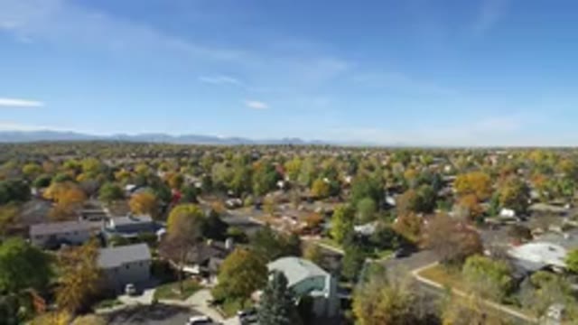 HIDDEN LAKE COLORADO-2016: Suburban Residential Neighborhood With Many Trees In