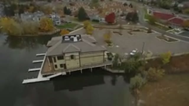 HIDDEN LAKE COLORADO-2016: An Aerial View Of A House Next To A Body Of Water