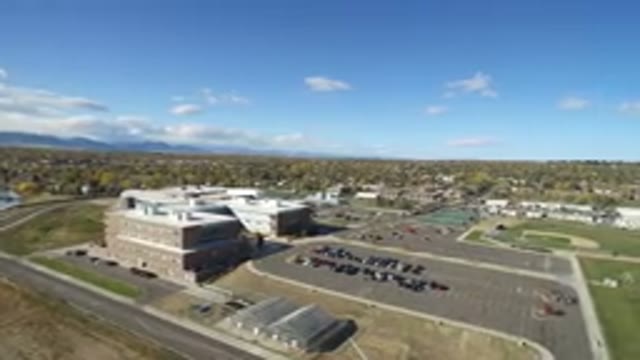 HIDDEN LAKE COLORADO-2016: A Top View Of A Large Building With Big Packing Space