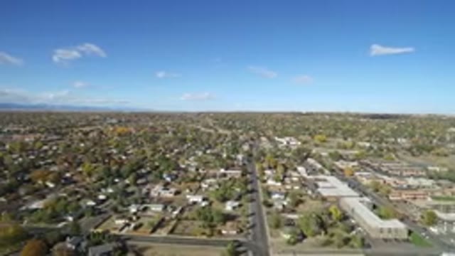 HIDDEN LAKE COLORADO-2016: A Slow And Leftward Pan Over A Nice Little Town In The