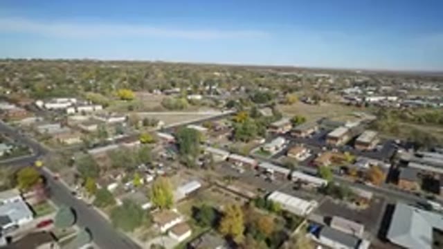 HIDDEN LAKE COLORADO-2016: Top Image Of A Big City With Trees With Autumn Colors