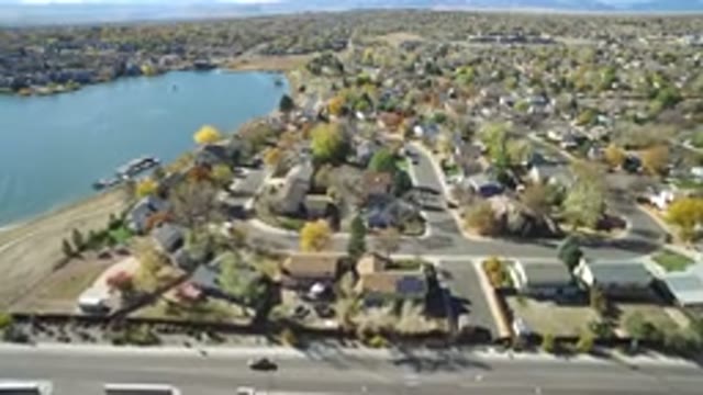 HIDDEN LAKE COLORADO-2016: Aerial Footage Of A Very Big Town With Large Roadways
