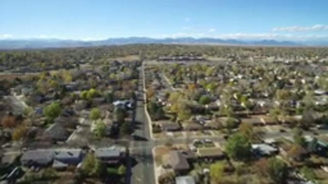 HIDDEN LAKE COLORADO-2016: Lot Of Townhouses With Some Trees Around And Brown