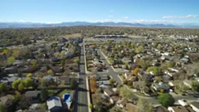 HIDDEN LAKE COLORADO-2016: Very Beautiful City With Many Houses Tree-Lined