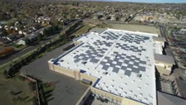 HIDDEN LAKE COLORADO-2016: Top View Of A Large Building With Big Packing Space