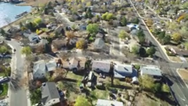 HIDDEN LAKE COLORADO-2016: Drone Video Of A City With Lots Of Trees And Quiet