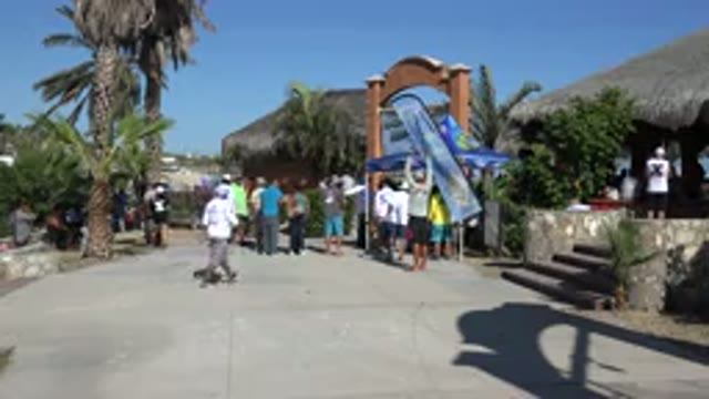 PLAYITA BCS MEXICO-2017: Tourists Waiting Outside Beach Bar