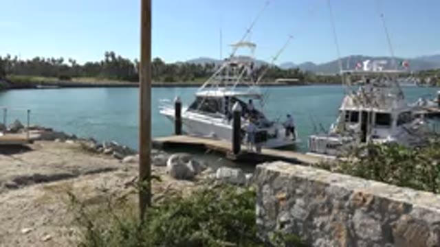 PLAYITA BCS MEXICO-2017: A Peaceful And Beautiful Day By The Dock