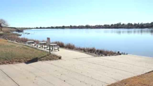 HIDDEN LAKE COLORADO-2017: Silent Scene Overlooking Lake And Picnic Benches On