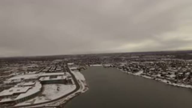 JEFFERSON COUNTY COLORADO-2015: Shaking View Of City Near Water In Winter On A