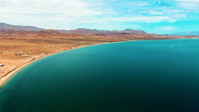 BAHIA DE LOS ANGELES BCS MEXICO-2022: Desert Shore with Moving Beach Structure