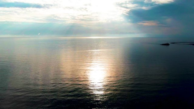 SANTA ROSALIA BCS MEXICO-2022: Gentle Sunlight on Calm Ocean Surface