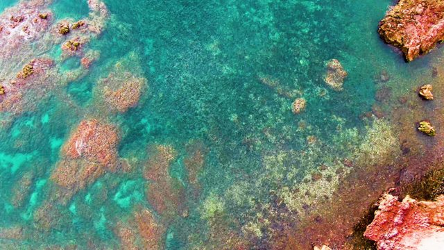 SANTA ROSALIA BCS MEXICO-2022: Gentle Water Ripples Over Rocky Seabed