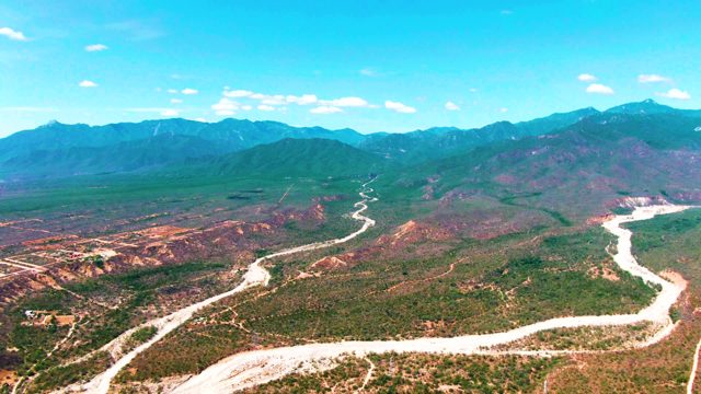 CADUANO BCS MEXICO-2022: Winding Mountain Road with Vanishing Structure