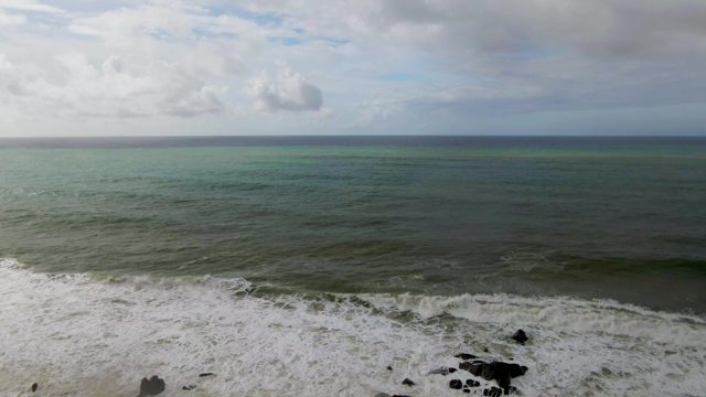 PUNTA GORDO EAST CAPE BCS MEXICO-2022: Ocean Waves Crashing on Rocky Shore