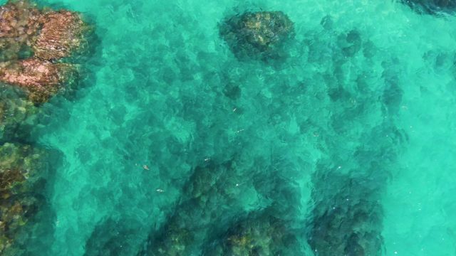 EL TULE LOS CABOS BCS MEXICO-2022: Clear Turquoise Water Over Rocky Seabed