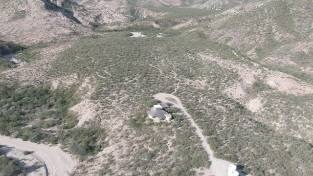 CABO PULMO BCS MEXICO-2022: Isolated House and Vehicle Moving on Desert Dirt Road