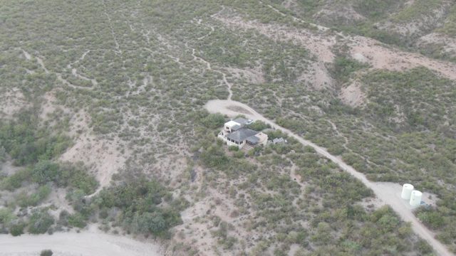 CABO PULMO BCS MEXICO-2022: Small House and Water Tank in Arid Hills