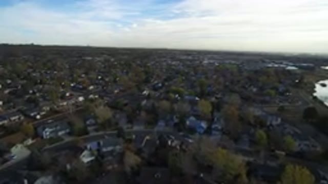 HIDDEN LAKE COLORADO-2016: Bird's Eye View Slowly Flying Over A Suburban