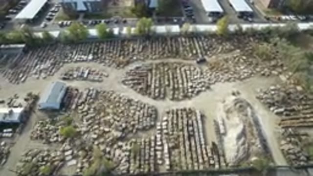 HIDDEN LAKE COLORADO-2016: Nice Top View Of A Full Parking Space