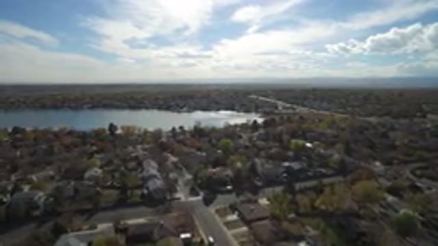 HIDDEN LAKE COLORADO-2016: By The Lake On A Sunny Day With Lots Of Houses And Trees