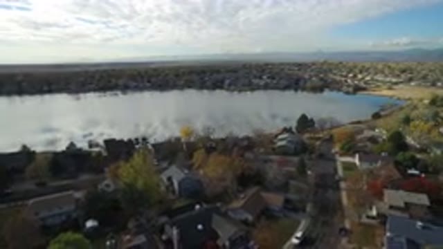 HIDDEN LAKE COLORADO-2016: Panoramic View Of Houses Next To The River In A Very