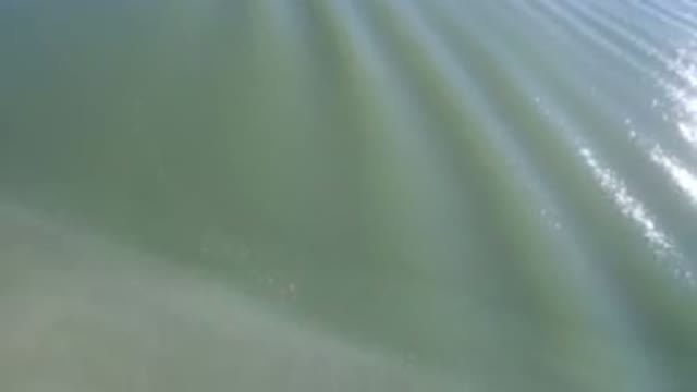 HIDDEN LAKE COLORADO-2016: Beautiful Waves From A Lake Or River And A Small Part