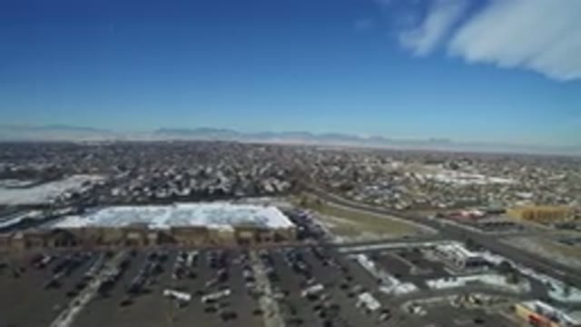 HIDDEN LAKE COLORADO-2016: Snow On The Ground Moving Cars Big Houses