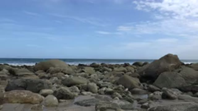 SAN JOSE DEL CABO MEXICO-2017: Beautiful Beach With Many Stones Of Different Sizes And Colors