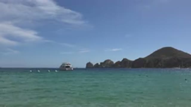CABO SAN LUCAS MEXICO-2017: Clean Green Sea During The Mid-Afternoon Weekend