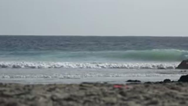 LOS CABOS MEXICO-2017: Smooth Wavy Beach Waves in Los Cabos Mexico