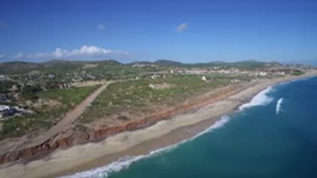 PLAYITA BCS MEXICO-2017: Beautiful Sea With A Peaceful And Beautiful City In The