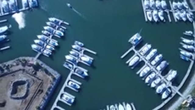 PLAYITA BCS MEXICO-2017: Small Port Located On A Sea With Boats And Vehicles
