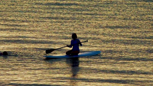 EL SARGENTO LA VENTANA MEXICO-2020: Paddleboarder and Swimmer in Sunset-Reflecting Water