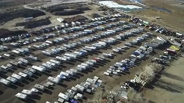 HIDDEN LAKE COLORADO-2016: Rotating Overhead View Of A Car Deposit During The