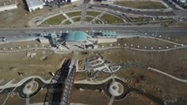 HIDDEN LAKE COLORADO-2016: Aerial Footage Of A Large Well Designed Park