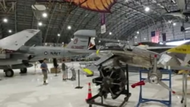 WHEAT RIDGE COLORADO-2019: Hangar Planes Engineers Workers Metallic Grey Big