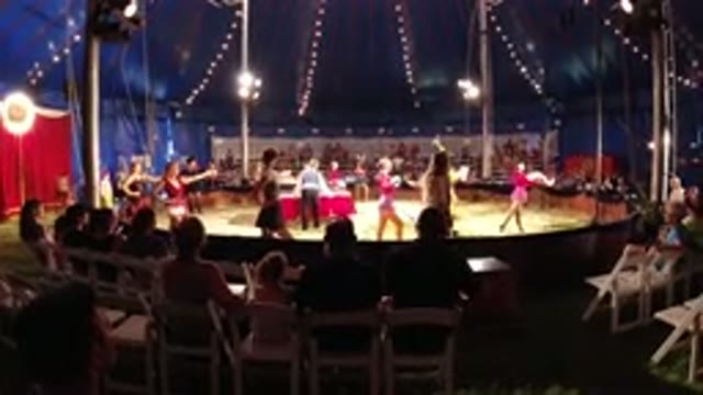 BROOMFIELD COLORADO-2019: Crowd Cheering And Clapping At The Performance Of The