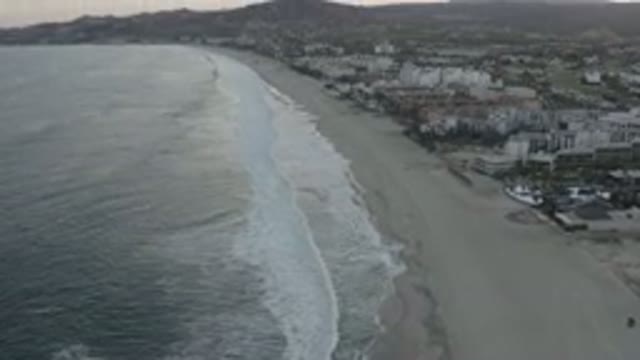 LOS CABOS MEXICO-2020: A Beautiful View Of The Ocean's Shore With The Sun Rising