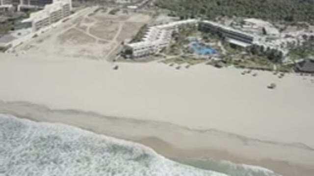 SAN JOSE DEL CABO MEXICO-2020: Panning Across A Building That Could Be A Hotel