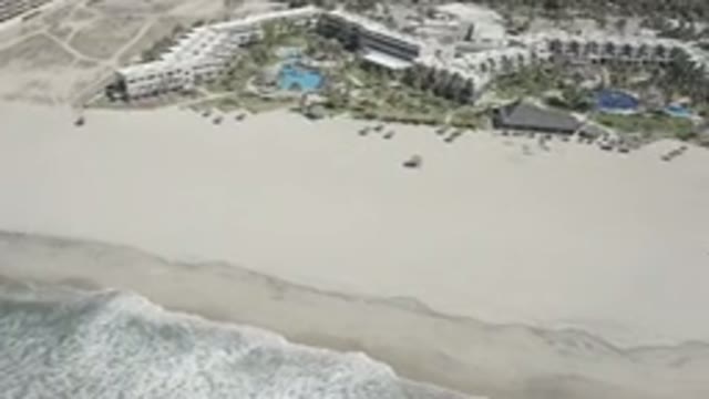 SAN JOSE DEL CABO MEXICO-2020: A Beautiful View Of A Large Sand Beach With