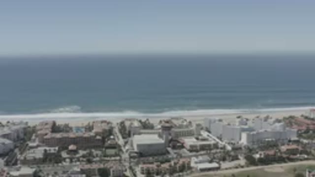 SAN JOSE DEL CABO MEXICO-2020: Sunny View At The Beach Watching Ocean Waves With