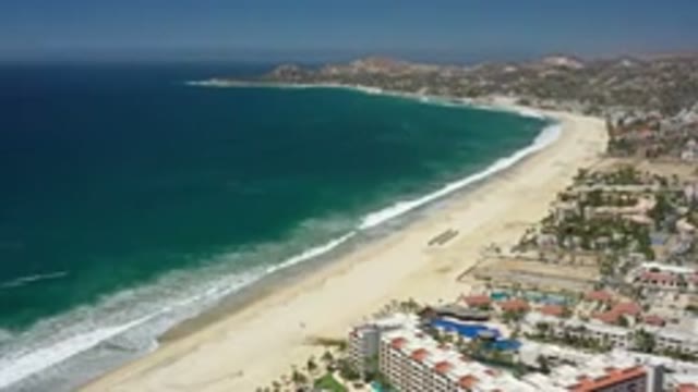 SAN JOSE DEL CABO MEXICO-2020: Overhead Shot Of A Beautiful Beach With Lots Of People