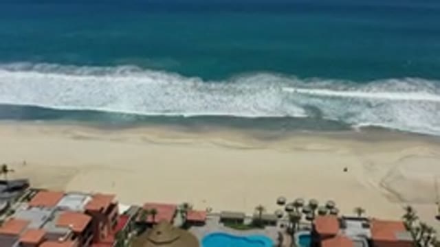 SAN JOSE DEL CABO MEXICO-2020: Poolside Romance and Vacation Relaxation