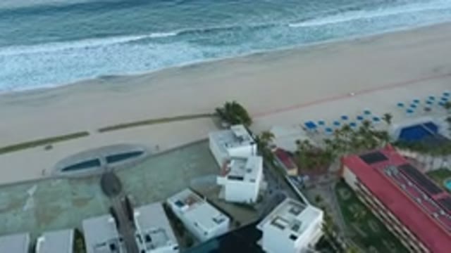 SAN JOSE DEL CABO MEXICO-2020: Big Ocean Has A Ripple Effect That Is Pushing Up
