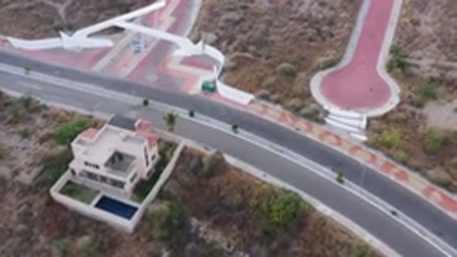 SAN JOSE DEL CABO MEXICO-2020: Panning View Over A Road Intersection And